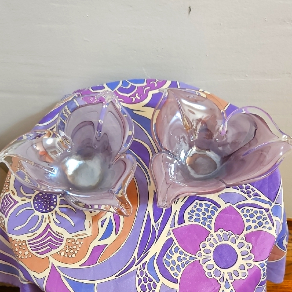 Elegant Murano Style Purple Glass Flower Bowls